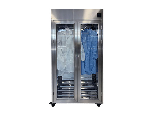KLC's Clean Wardrobe